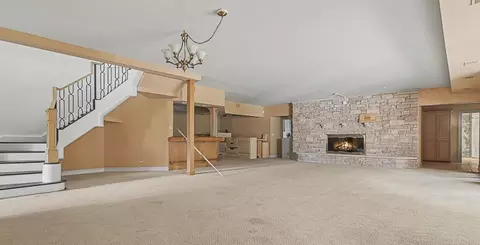 Living - 80 Ashton Dr, Burr Ridge, IL 60527 photo 6 of 8