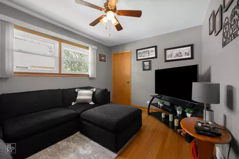 444 S Prospect Ave, Itasca, IL 60143 photo 5