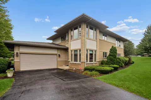 20467 Falling Water Cir, Frankfort, IL 60423