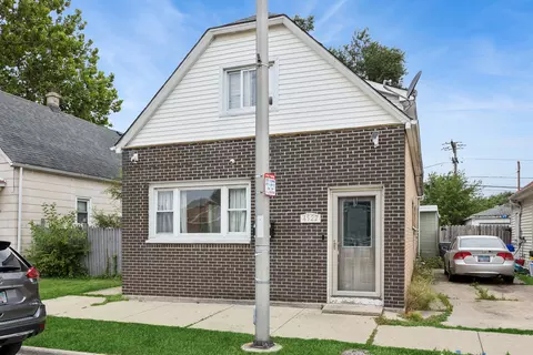 Exterior - 4522 Lawndale Ave, Lyons, IL 60534 photo 2 of 4