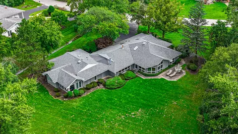 View/Area - 68 Graymoor Ln, Olympia Fields, IL 60461 photo 1 of 8
