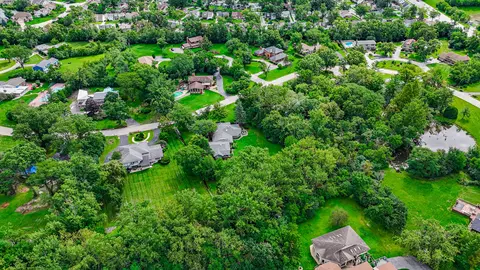 View/Area - 68 Graymoor Ln, Olympia Fields, IL 60461 photo 7 of 8