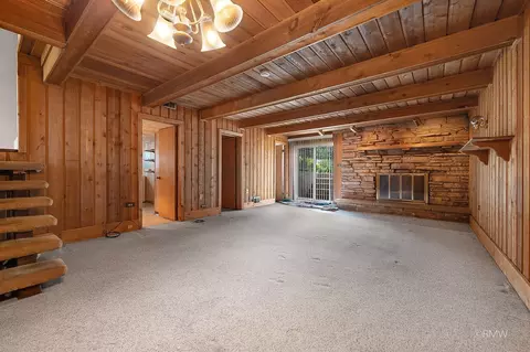 Living - 21 W310 Tee Ln, Itasca, IL 60143 photo 3 of 3