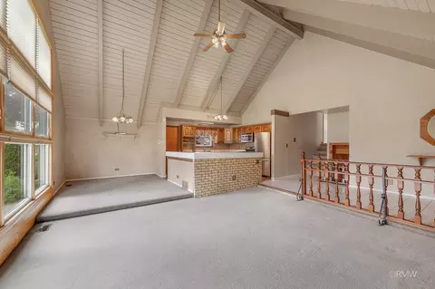 Living - 21 W310 Tee Ln, Itasca, IL 60143 photo 1 of 3