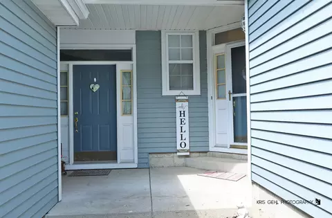 Exterior - 606 Howard Ave, East Dundee, IL 60118 photo 2 of 6