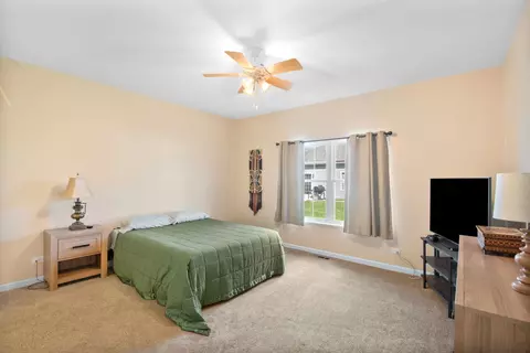 Bedroom - 912 Baltimore St, Mchenry, IL 60050 photo 1 of 3