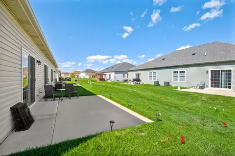 Exterior - 912 Baltimore St, Mchenry, IL 60050 photo 3 of 3