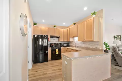Kitchen - 912 Baltimore St, Mchenry, IL 60050 photo 2 of 2