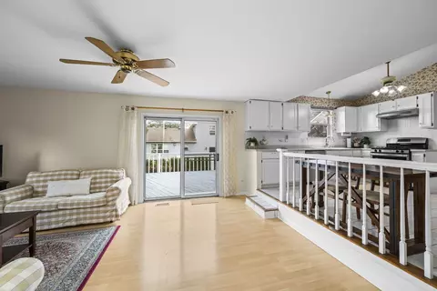Other - 1233 Old Timber Ct, Hoffman Estates, IL 60192 photo 3 of 3