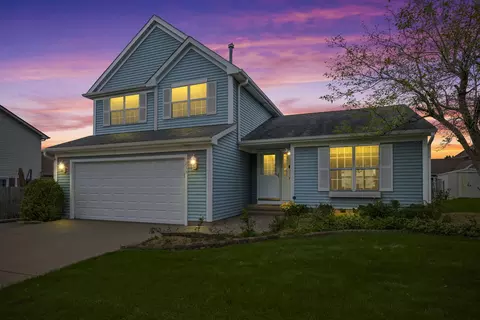 Exterior - 1233 Old Timber Ct, Hoffman Estates, IL 60192 photo 7 of 7
