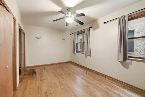 Bedroom - 1469 E 69th St #2, Chicago, IL 60637 photo 1 of 3