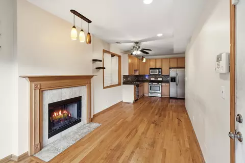 Living - 1469 E 69th St #2, Chicago, IL 60637 photo 3 of 3
