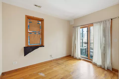 Bedroom - 1469 E 69th St #2, Chicago, IL 60637 photo 3 of 3