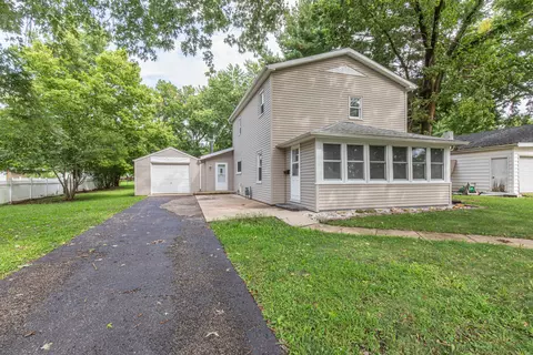 510 N High St, Lacon, IL 61540