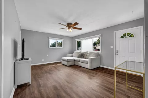 Living - 200 N Coolidge St, Normal, IL 61761 photo 2 of 4