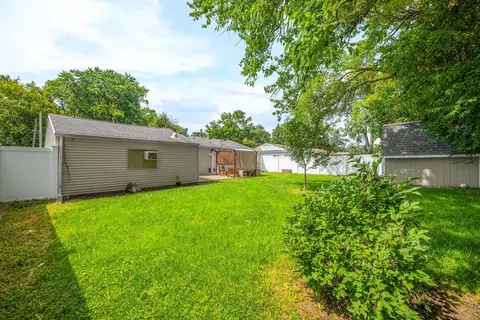 Exterior - 200 N Coolidge St, Normal, IL 61761 photo 6 of 7