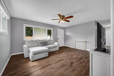 Living - 200 N Coolidge St, Normal, IL 61761 photo 3 of 4