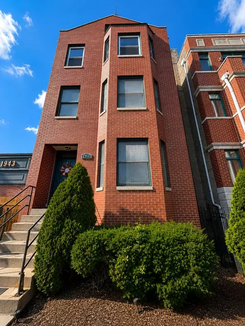 1966 W Diversey Pkwy #2, Chicago, IL 60614