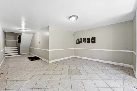 2509 E 76th St #1, Chicago, IL 60649 photo 3
