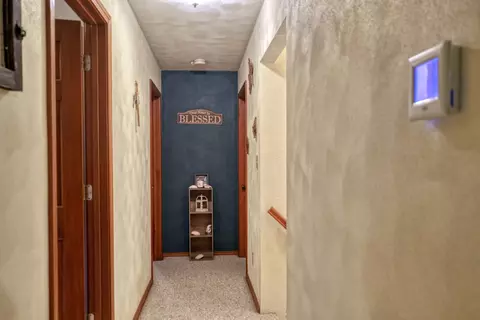 Entry Way - 708 E Walnut St, Steeleville, IL 62288 photo 3 of 3
