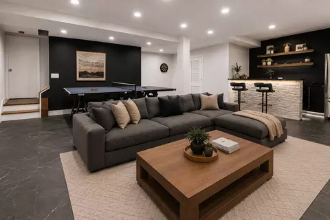 Living - 695 E Nerge Rd, Roselle, IL 60172 photo 4 of 5