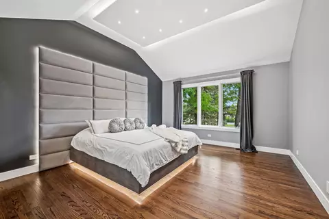 Bedroom - 695 E Nerge Rd, Roselle, IL 60172 photo 1 of 4
