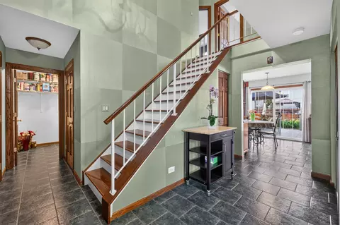 Entry Way - 551 Foxford Rd, Bartlett, IL 60103 photo 1 of 5