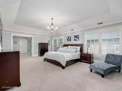 Bedroom - 302 E Wilson St, Elmhurst, IL 60126 photo 1 of 8