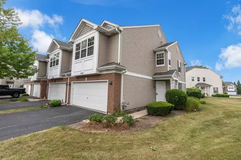 3926 Preston Dr, Yorkville, IL 60560