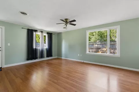 Living - 3803 11th Ave, Moline, IL 61265 photo 4 of 5