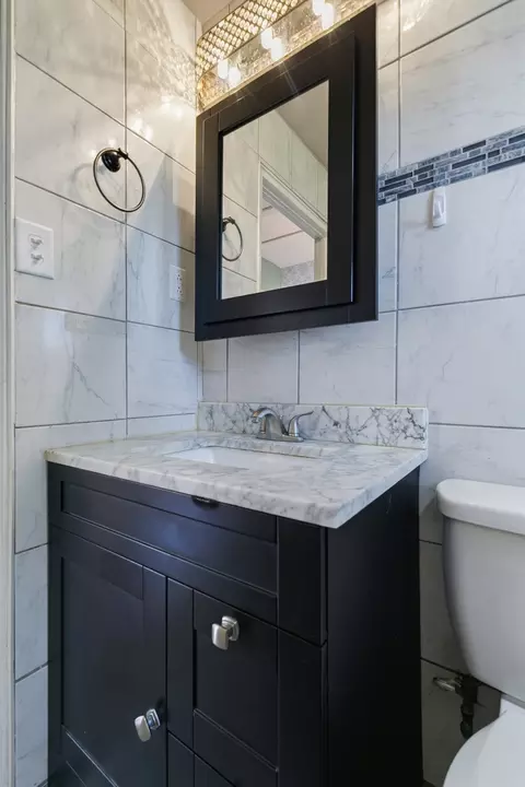 Bath - 3803 11th Ave, Moline, IL 61265 photo 3 of 3