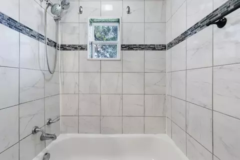 Bath - 3803 11th Ave, Moline, IL 61265 photo 2 of 3