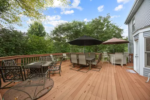 Exterior - 2877 Sarah Ct, Elgin, IL 60124 photo 6 of 6