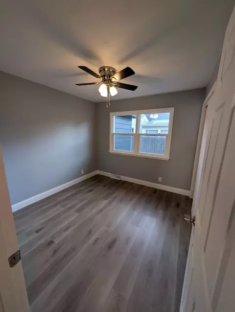 Bedroom - 2505 23rd Avenue B Ave, Moline, IL 61265 photo 1 of 8
