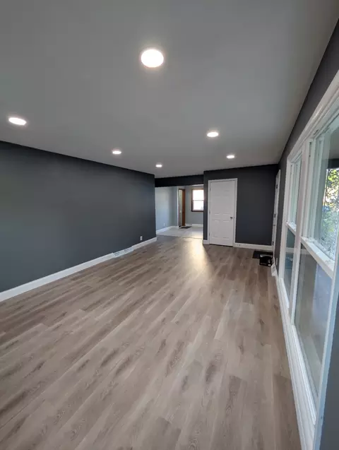 Living - 2505 23rd Avenue B Ave, Moline, IL 61265 photo 5 of 5