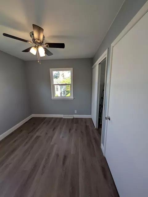 Bedroom - 2505 23rd Avenue B Ave, Moline, IL 61265 photo 6 of 8