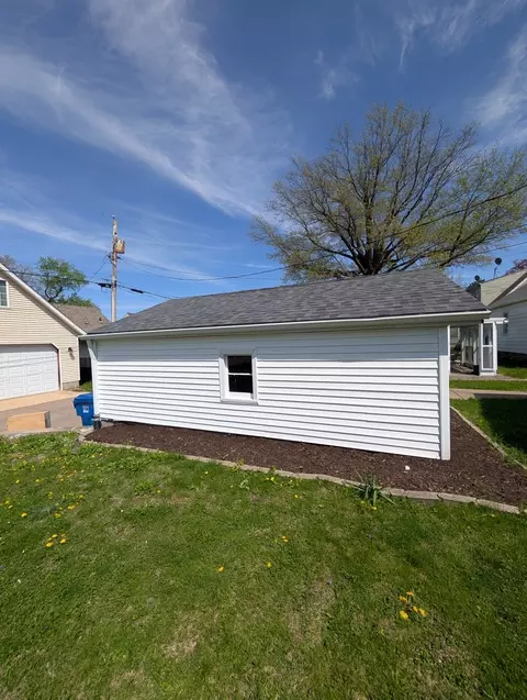 Other - 2505 23rd Avenue B Ave, Moline, IL 61265 photo 3 of 14