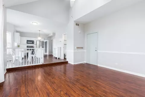 Living - 5315 Sunmeadow Dr, Plainfield, IL 60586 photo 2 of 8