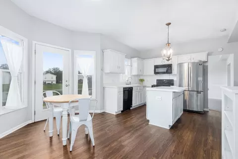 Kitchen - 5315 Sunmeadow Dr, Plainfield, IL 60586 photo 1 of 3