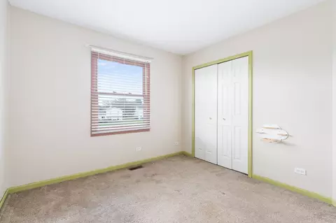 Bedroom - 5315 Sunmeadow Dr, Plainfield, IL 60586 photo 2 of 4