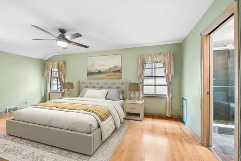 Bedroom - 1246 Franklin Ave, River Forest, IL 60305 photo 2 of 7