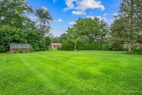 Exterior - 933 Carol Ave, Elgin, IL 60123 photo 3 of 3