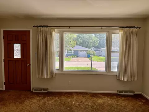 Living - 2327 13th St, Peru, IL 61354 photo 1 of 3