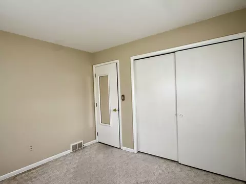 Bedroom - 2327 13th St, Peru, IL 61354 photo 2 of 7