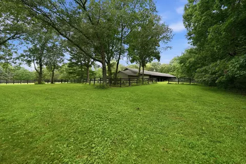 Exterior - 1664 E Rietveld Dr, Crete, IL 60417 photo 29 of 36