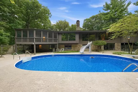 Exterior - 1664 E Rietveld Dr, Crete, IL 60417 photo 12 of 36