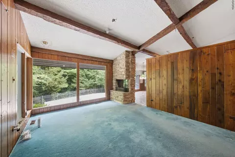 Living - 1664 E Rietveld Dr, Crete, IL 60417 photo 3 of 6