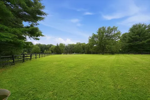 Exterior - 1664 E Rietveld Dr, Crete, IL 60417 photo 25 of 36