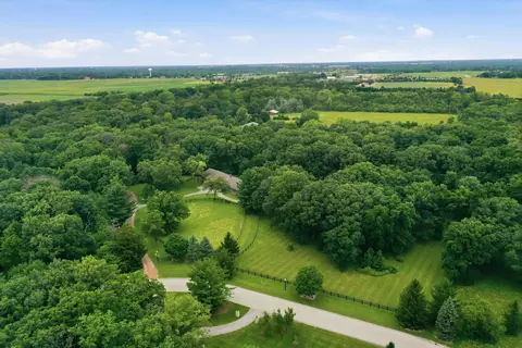 View/Area - 1664 E Rietveld Dr, Crete, IL 60417 photo 3 of 7