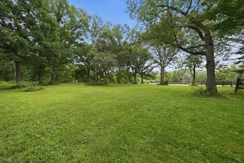 Exterior - 1664 E Rietveld Dr, Crete, IL 60417 photo 35 of 36